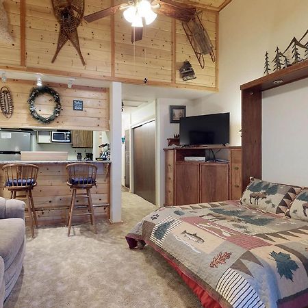 The Treehouse Condominium Shaver Lake Exterior photo
