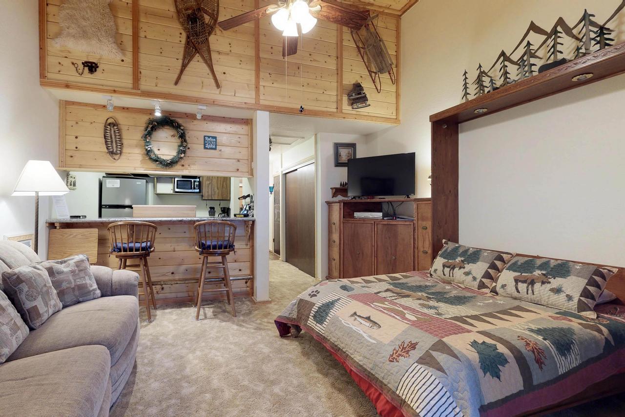 The Treehouse Condominium Shaver Lake Exterior photo